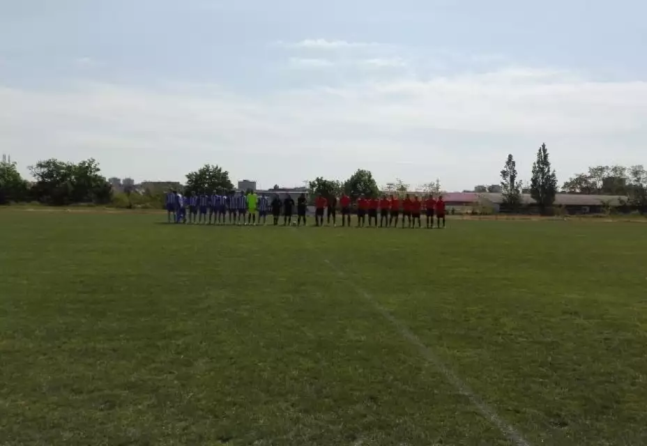 Muži B prohra 6:0 s prvním celkem Tabulky
